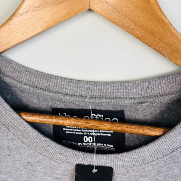 Torrid "The Office" Fleece Sweatshirt NWT Size 00X - Picture 5 of 6